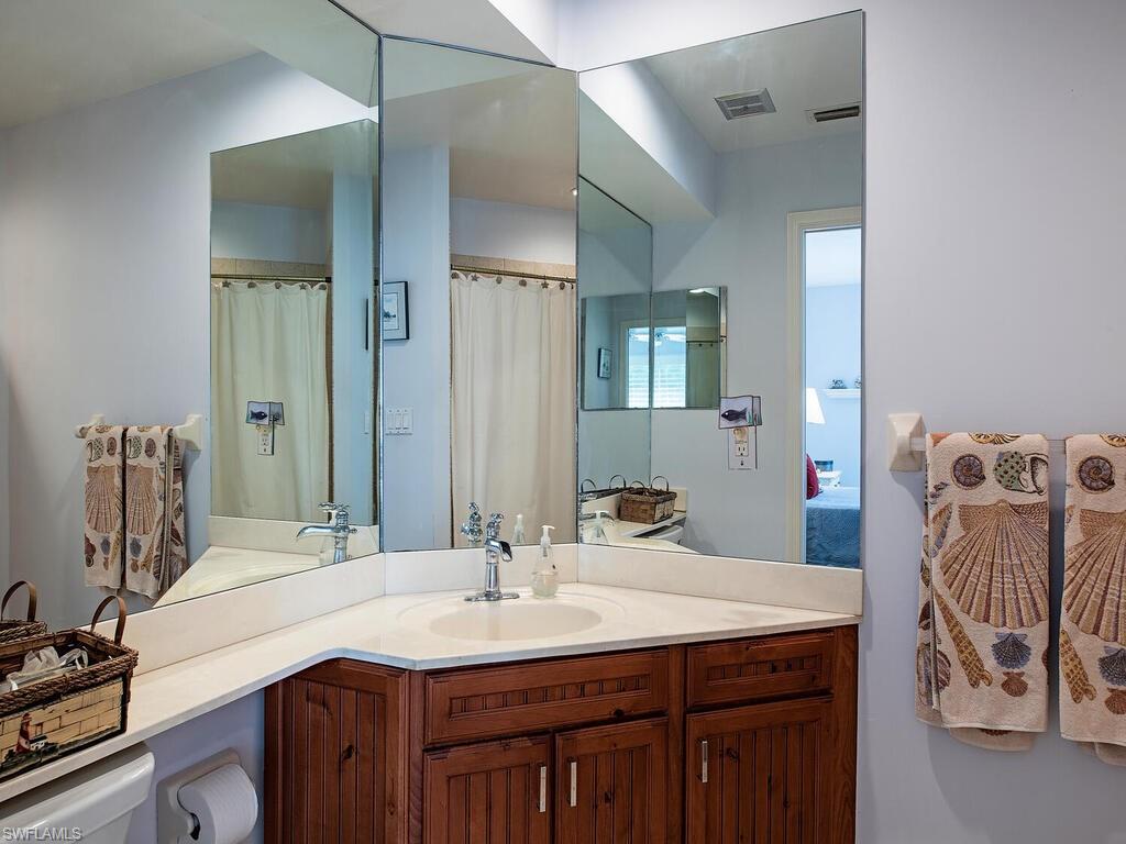 4024 Crayton Road Naples, FL 34103 - Photo 11 of 12 Gallery Image 11