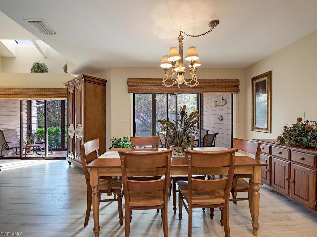 4024 Crayton Road Naples, FL 34103 - Photo 5 of 12 Gallery Image 5