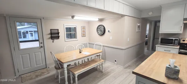 $2,150 | 11 Sea Breeze Way, Beaufort, SC 29907