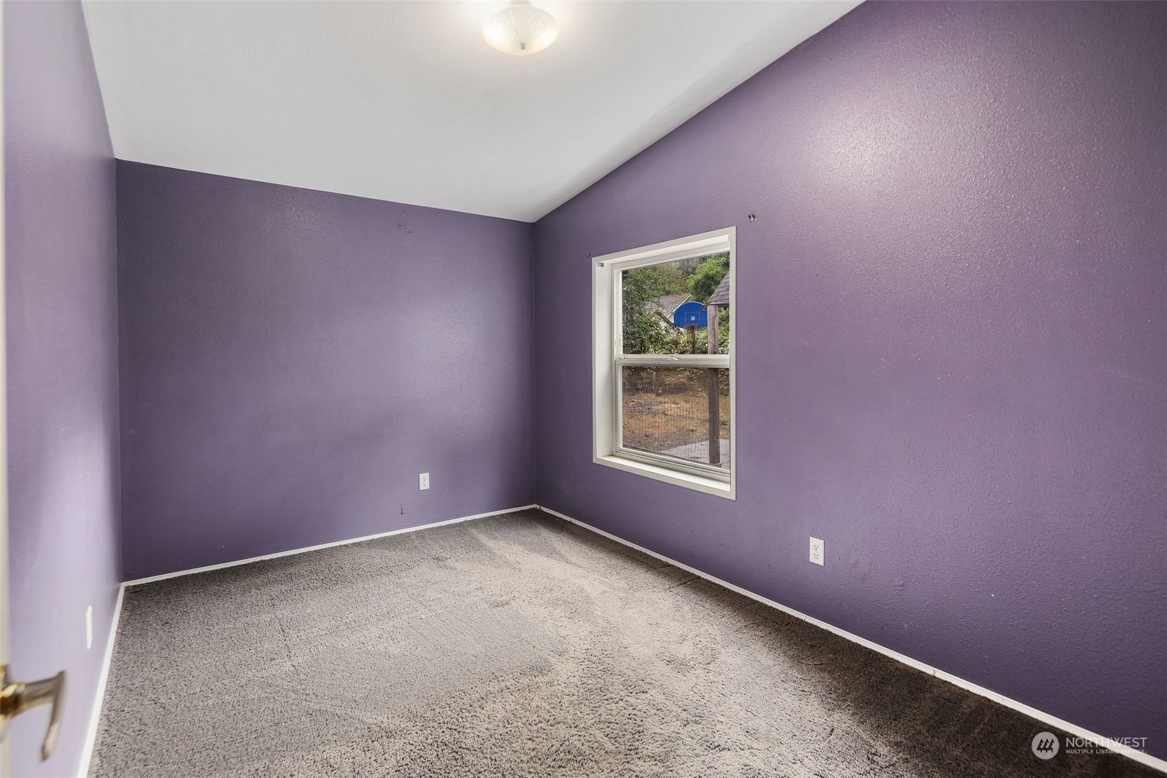 11412 163rd Avenue Southeast Renton, WA 98059 - Photo 12 of 18 Gallery Image 12