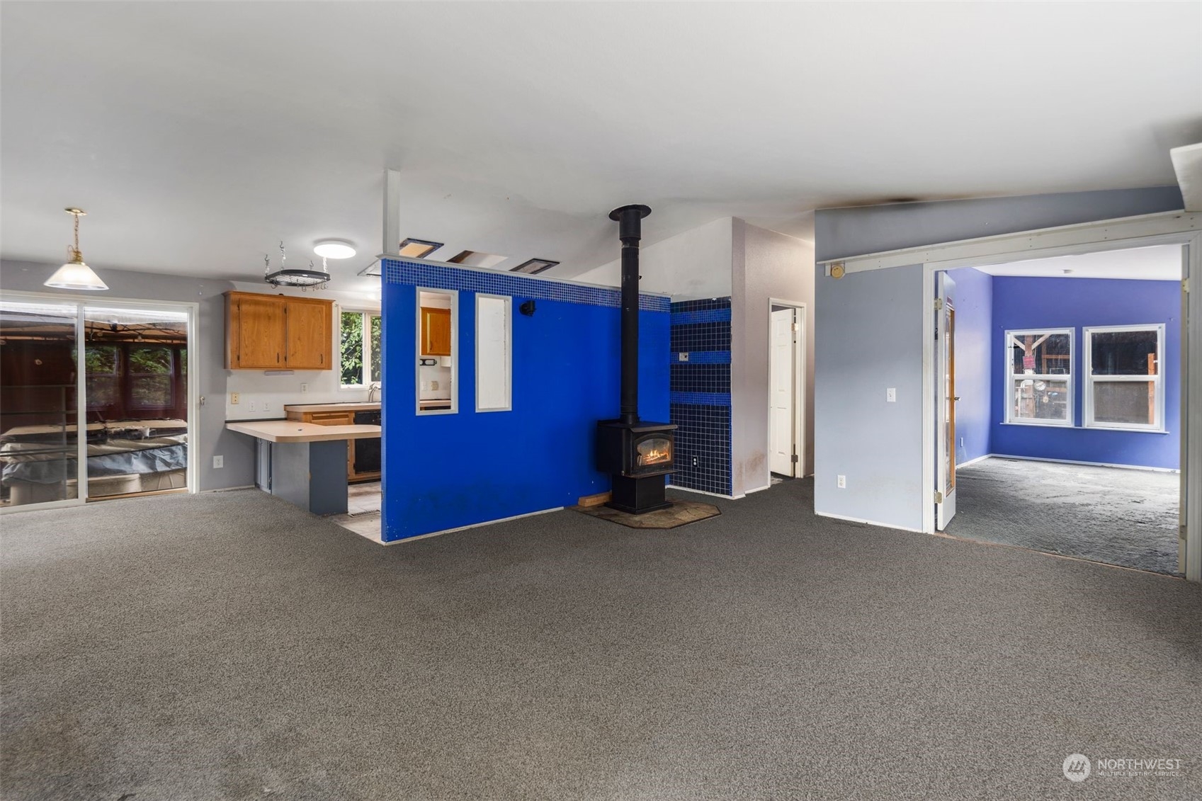 11412 163rd Avenue Southeast Renton, WA 98059 - Photo 2 of 18 Gallery Image 2