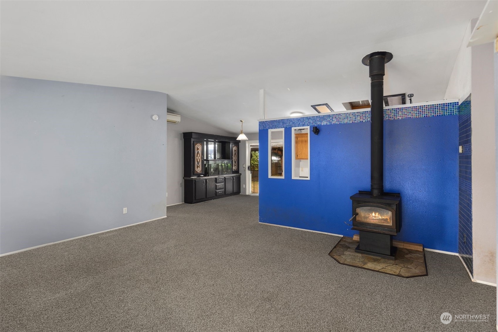 11412 163rd Avenue Southeast Renton, WA 98059 - Photo 3 of 18 Gallery Image 3