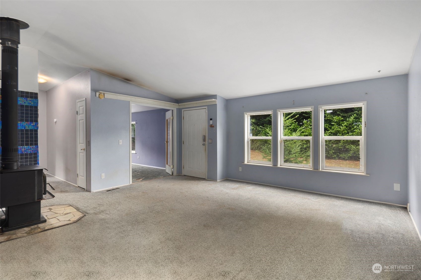 11412 163rd Avenue Southeast Renton, WA 98059 - Photo 5 of 18 Gallery Image 5