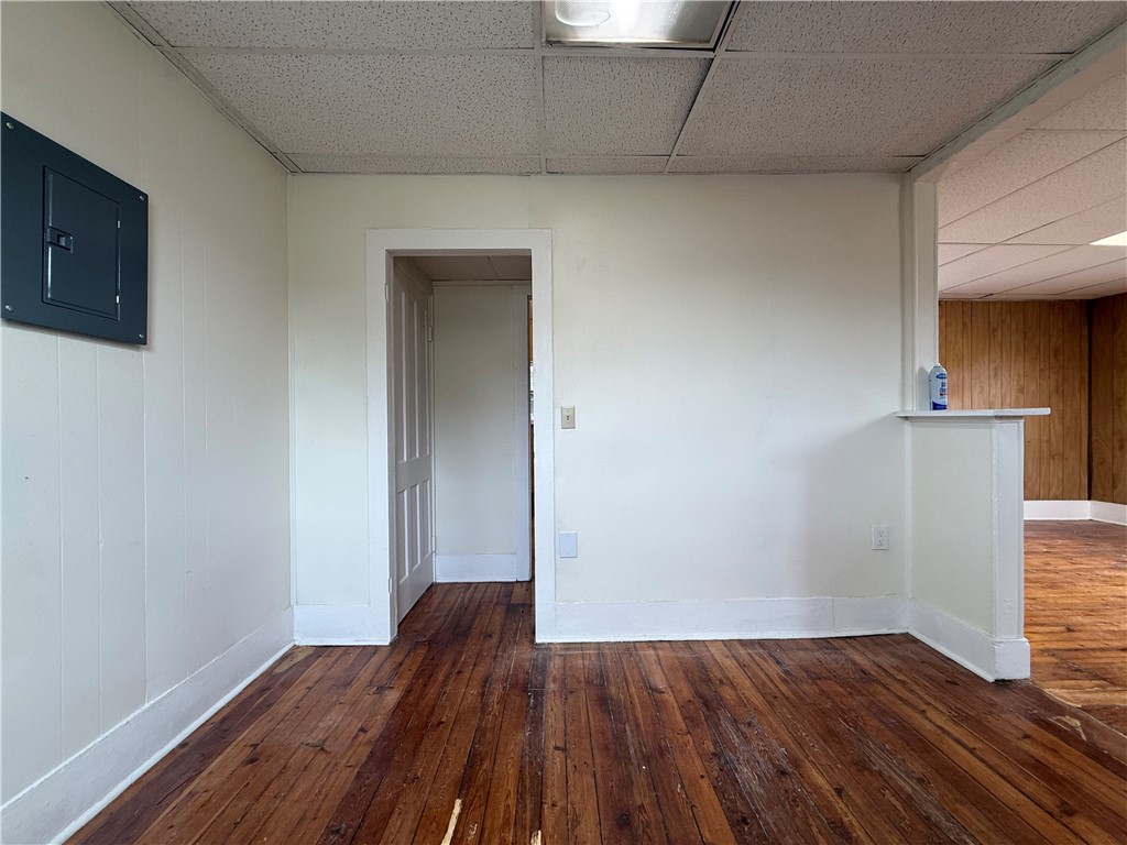 402 East 2nd Street Corning, NY 14830 - Photo 4 of 8