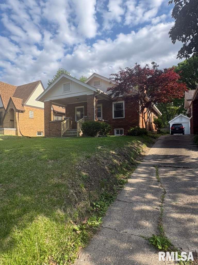 512 Broad Place Springfield, IL 62703 - Photo 3 of 28