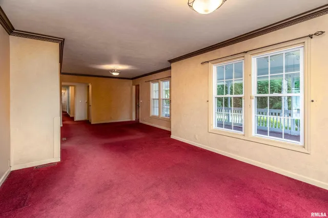 $568,800 | 17127 Highway 51, De Soto, IL 62924