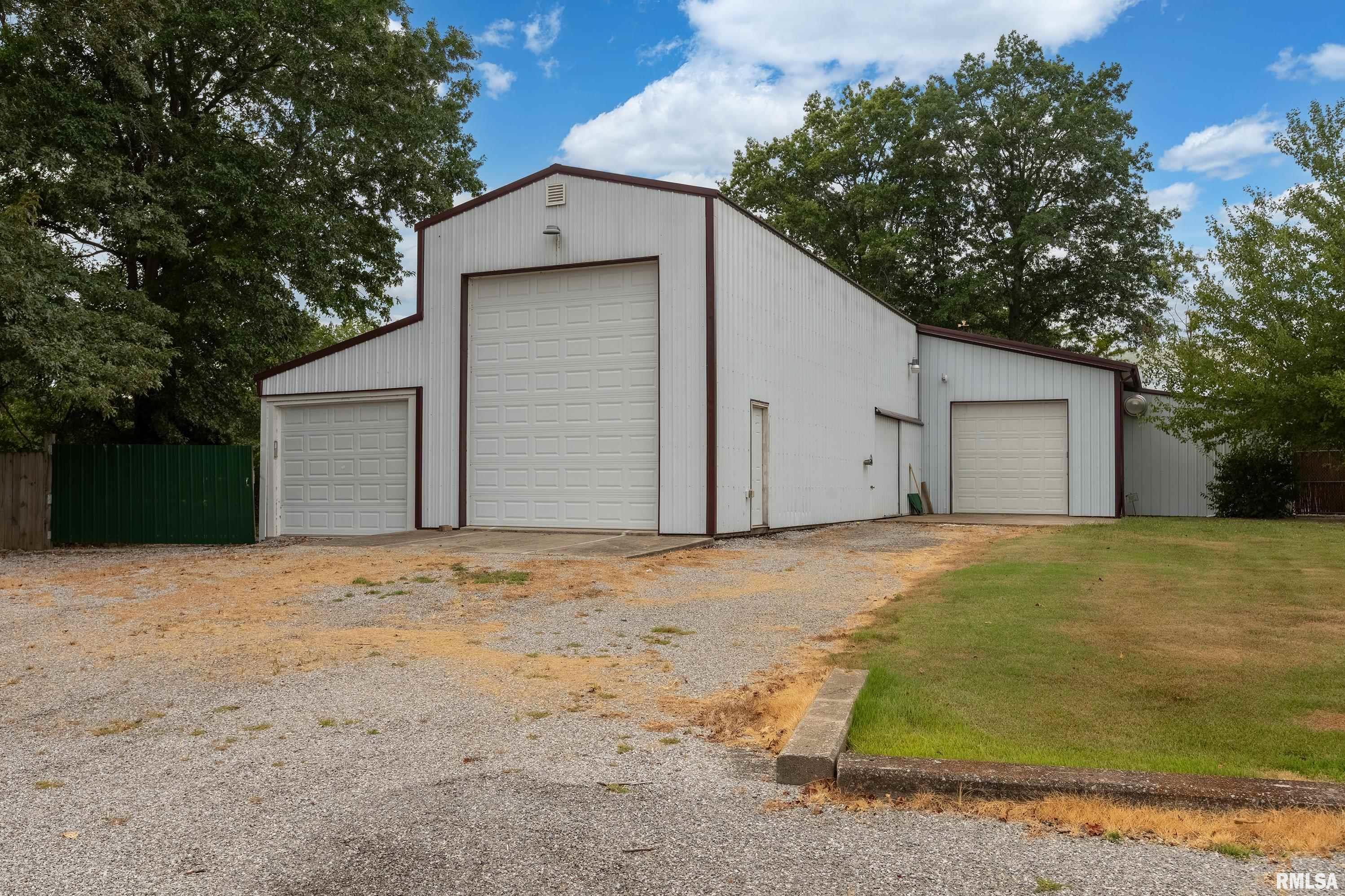 17127 Highway 51 De Soto, IL 62924 - Photo 10 of 84