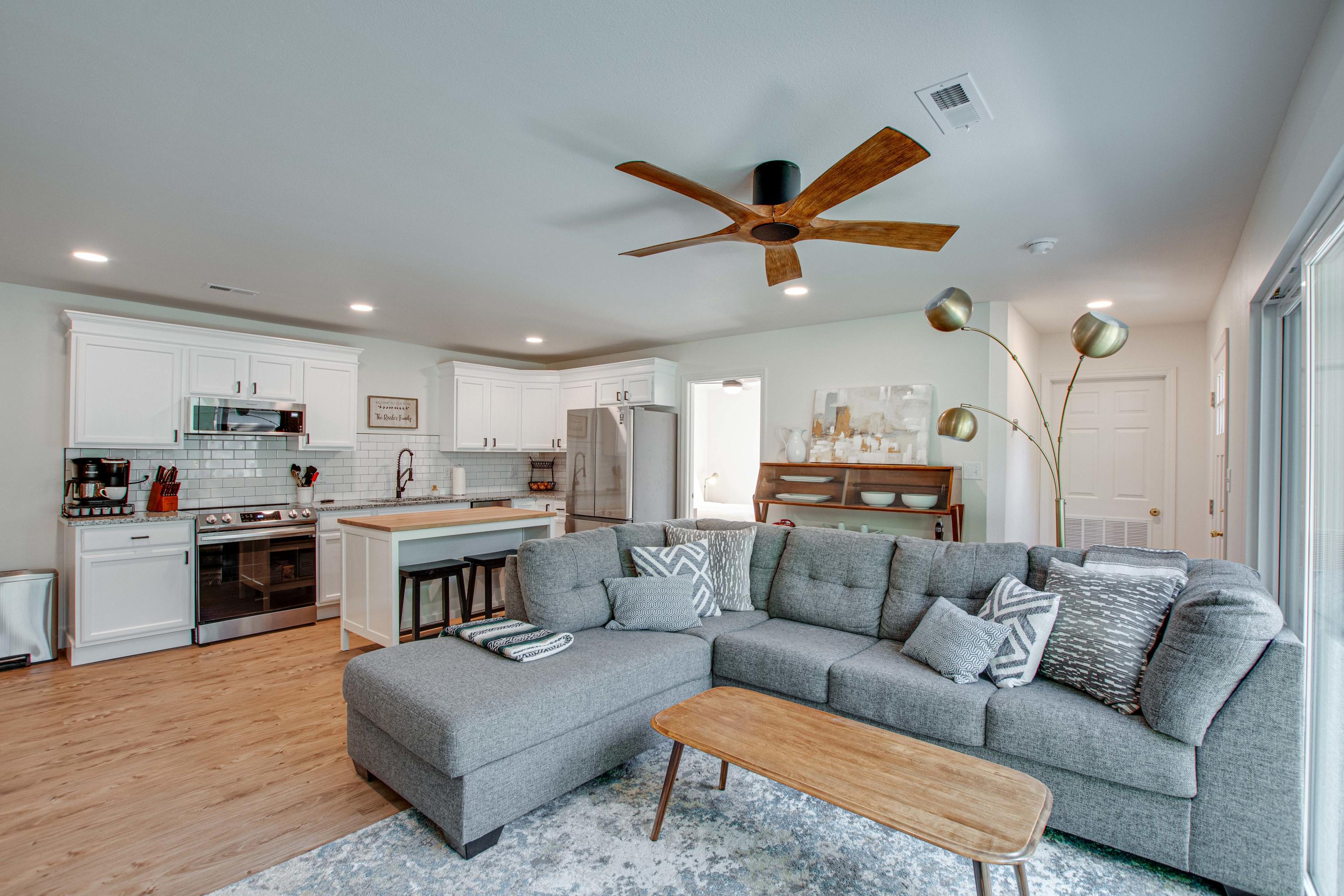 650 4th Street Southeast Cleveland, TN 37311 - Photo 4 of 23 650 4th St SE-4