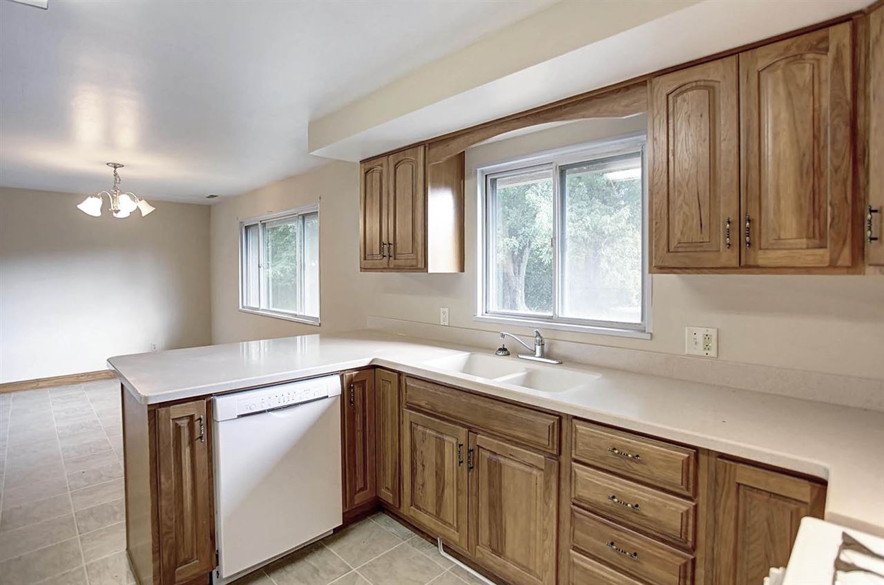 5454 Southbrook Road Fort Wayne, IN 46835 - Photo 12 of 22 Gallery Image 12