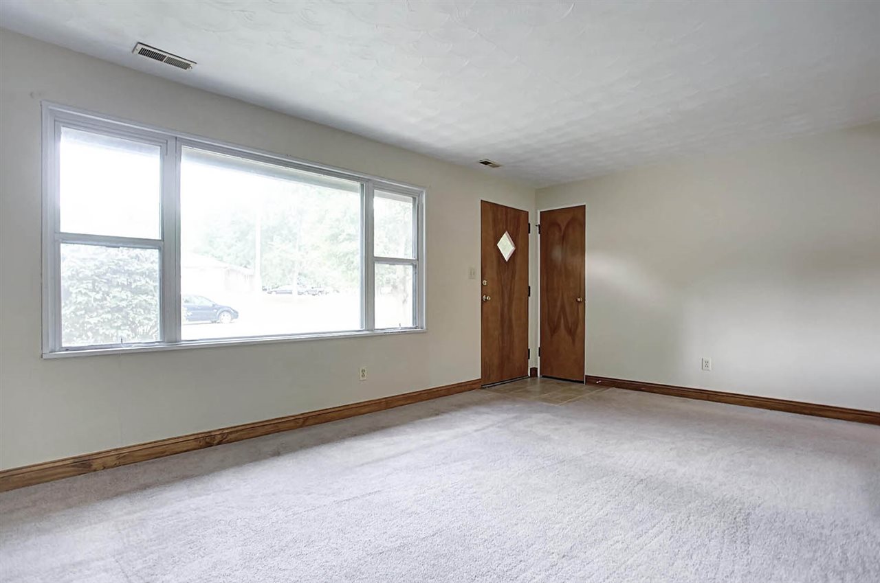5454 Southbrook Road Fort Wayne, IN 46835 - Photo 5 of 22 Gallery Image 5
