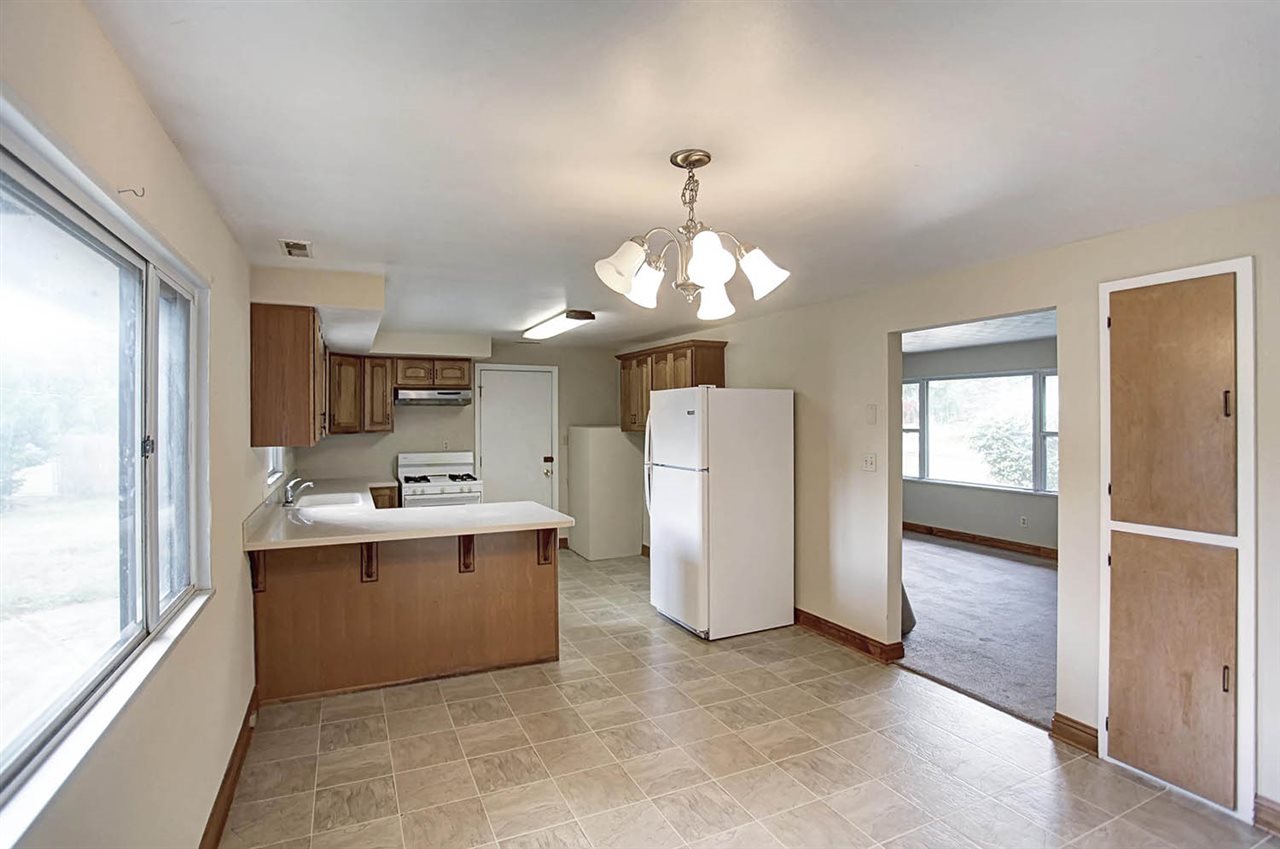 5454 Southbrook Road Fort Wayne, IN 46835 - Photo 8 of 22 Gallery Image 8