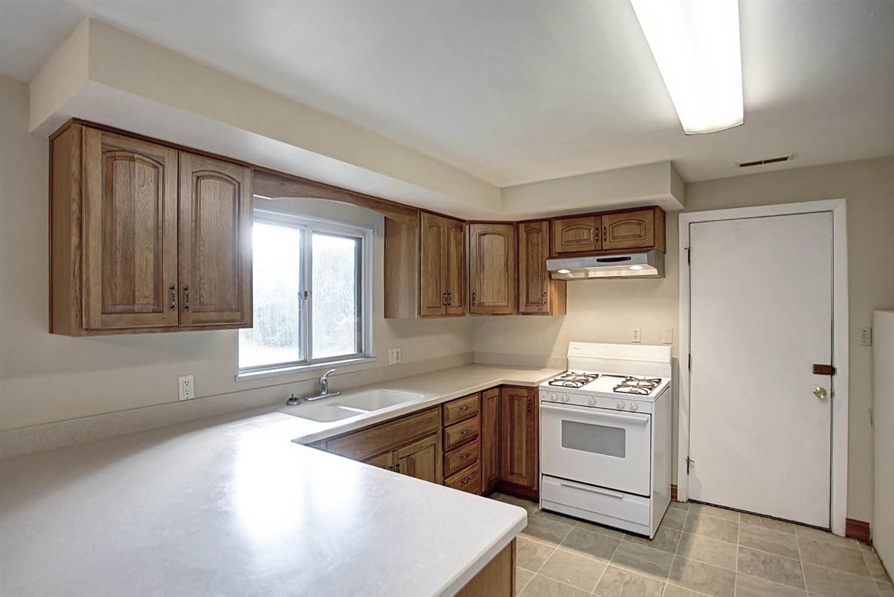 5454 Southbrook Road Fort Wayne, IN 46835 - Photo 9 of 22 Gallery Image 9