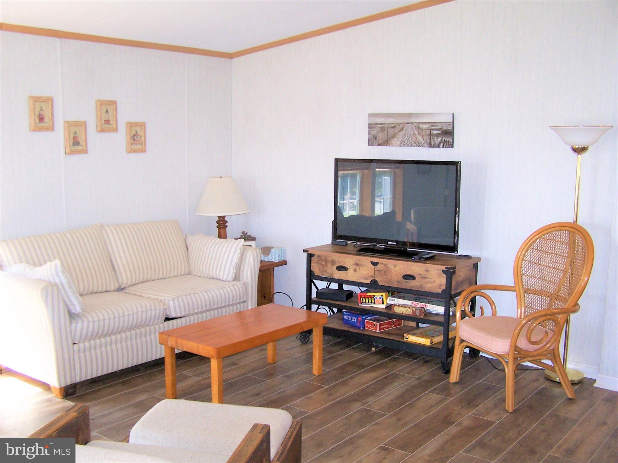 13331 Nantucket Road Ocean City, MD 21842 - Photo 11 of 53 Living Area