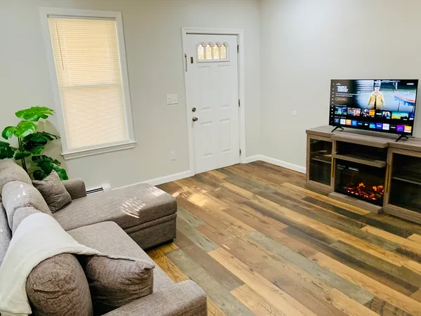 $2,300 | 400 Charles Street, Unit 1, Malden, MA 02148