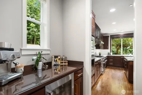 $3,198,000 | 9233 255th Avenue Northeast, Redmond, WA 98053