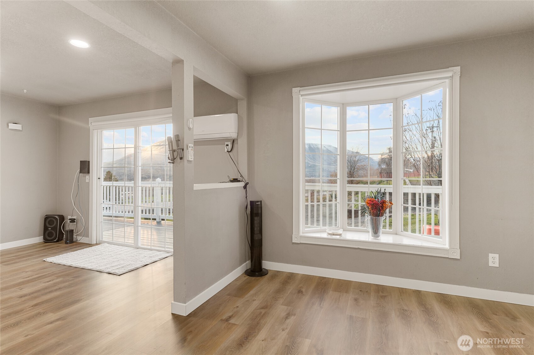 2440 Rock Island Road East Wenatchee, WA 98802 - Photo 8 of 31