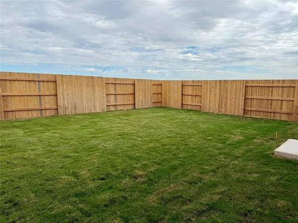 $1,900 | 2702 Paragon Fox Drive, Manor, TX 78653