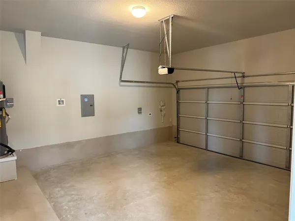 $1,900 | 2702 Paragon Fox Drive, Manor, TX 78653