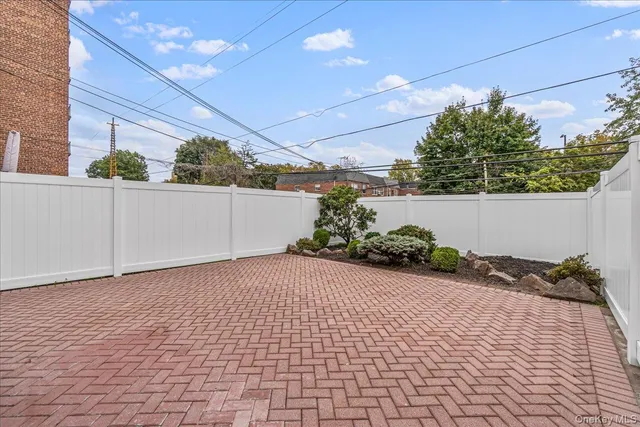 $1,575,000 | 210-08 41st Avenue | Bayside