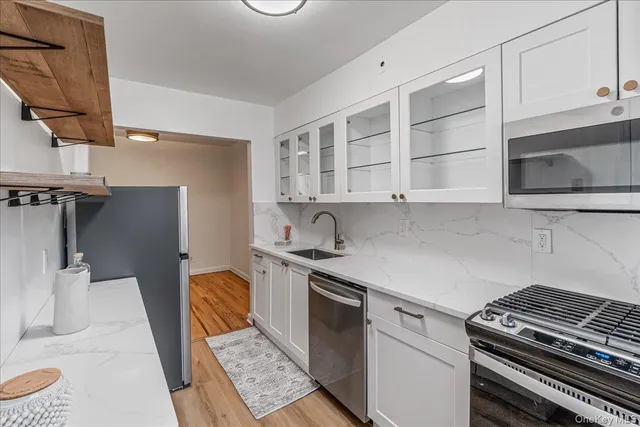 $1,575,000 | 210-08 41st Avenue | Bayside