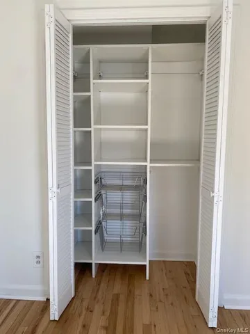 $1,575,000 | 210-08 41st Avenue | Bayside