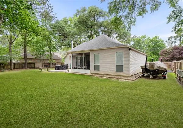 $349,900 | 1119 Pink Myrtle Drive, Madisonville, LA 70447