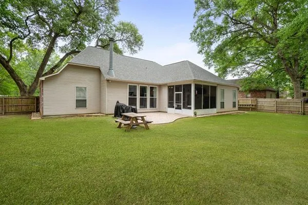 $349,900 | 1119 Pink Myrtle Drive, Madisonville, LA 70447
