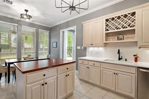 $349,900 | 1119 Pink Myrtle Drive, Madisonville, LA 70447
