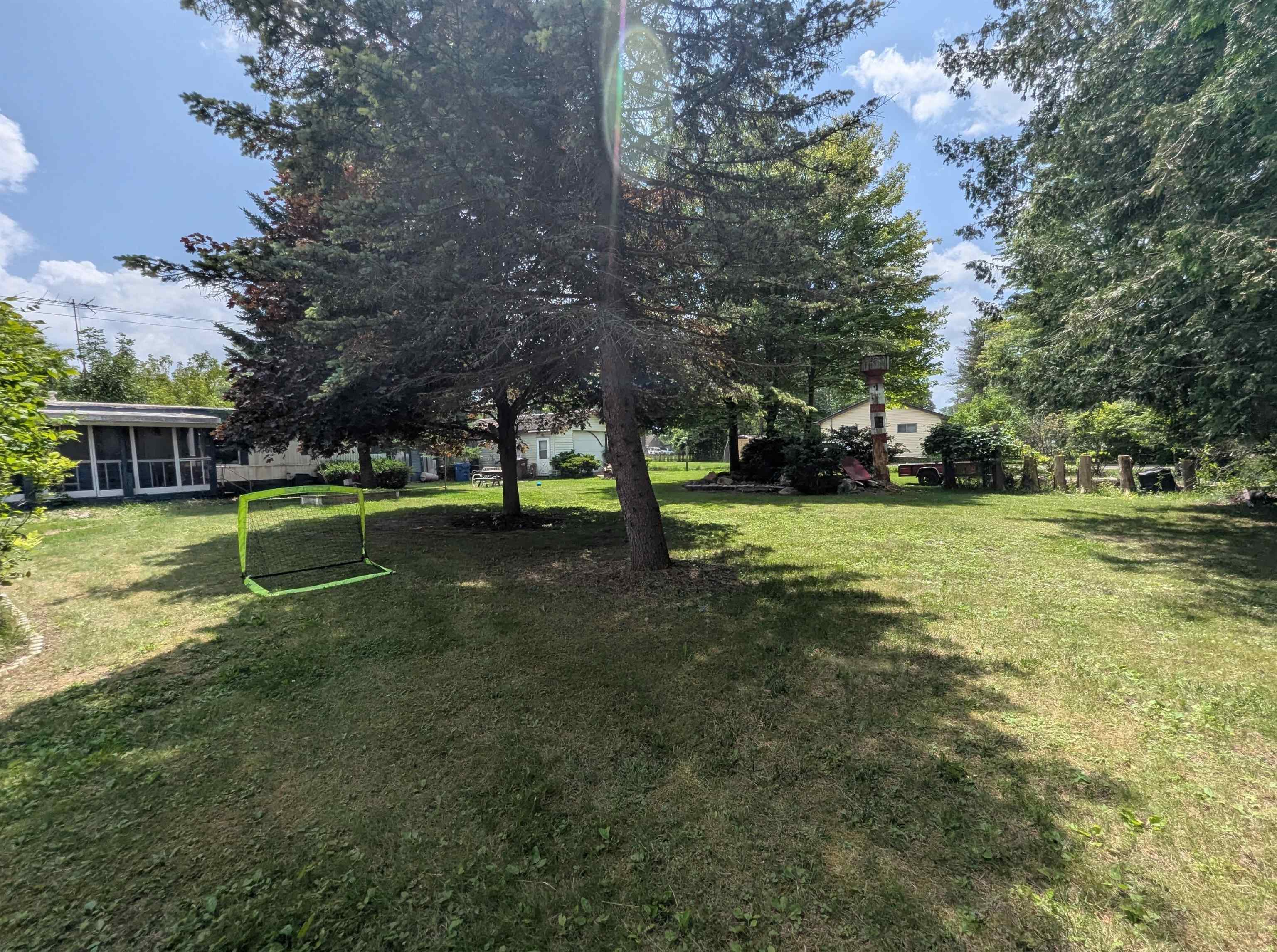 3525 East City Limits Road Standish, MI 48658 - Photo 7 of 35 1947441-873f133d-5c88-4d89-b464-b5988ba2b4ca.JPG