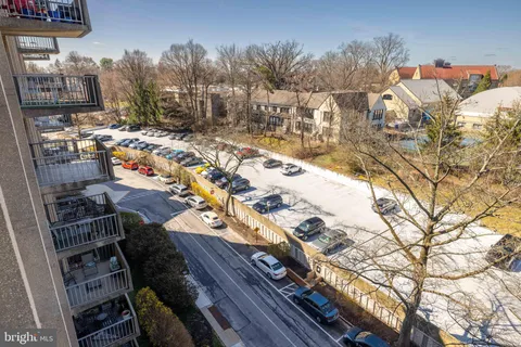 $199,999 | 1001 City Avenue, Unit W813, Wynnewood, PA 19096