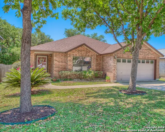 $1,700 | 6623 Shadow Run, San Antonio, TX 78250