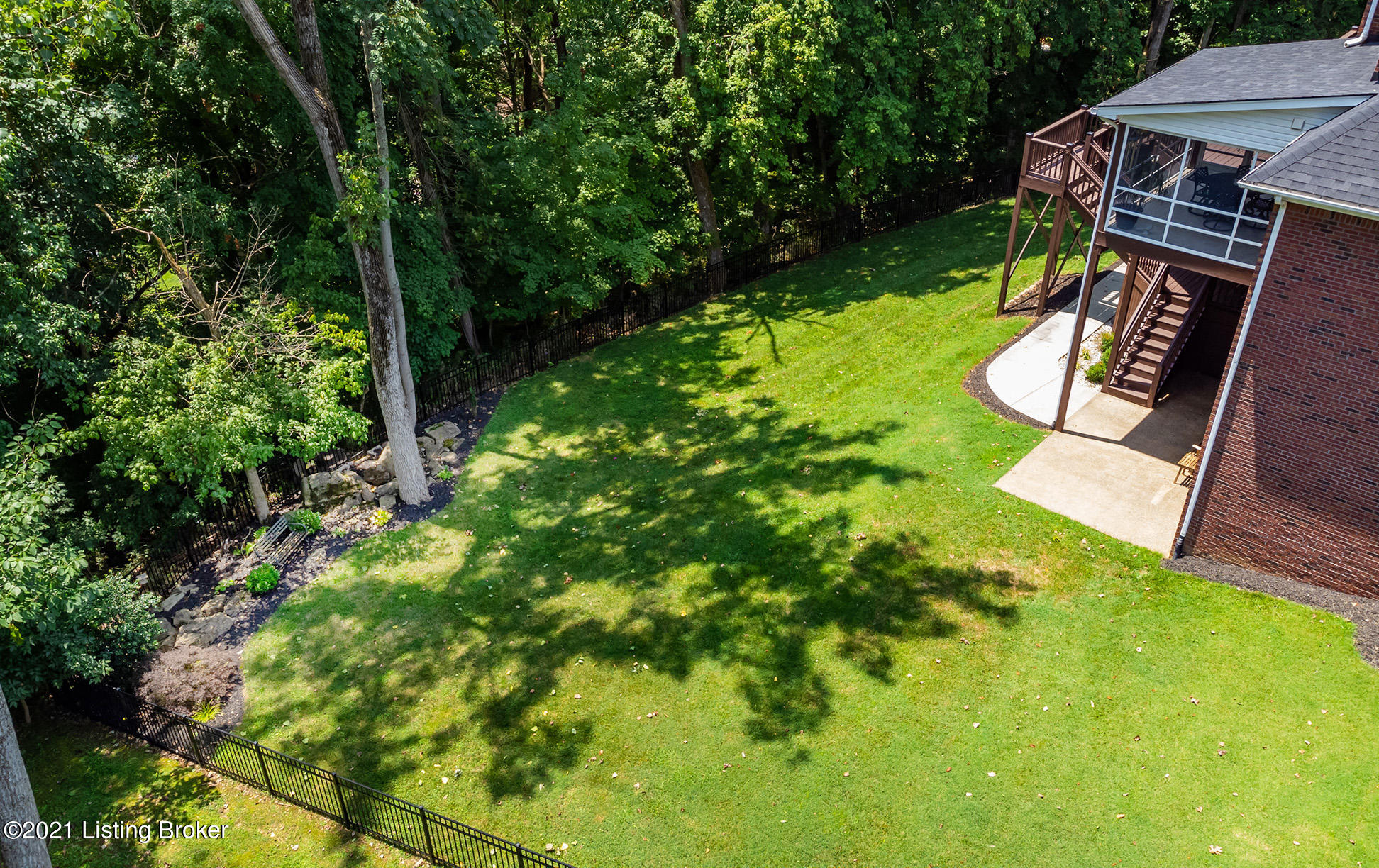 6301 Rockingham Court Prospect, KY 40059 - Photo 112 of 123 6301-Rockingham-Ct-20210714-122