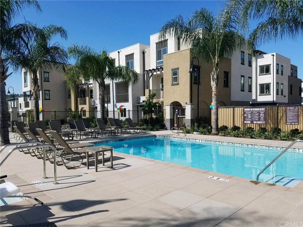 2465 Solara Lane Vista, CA 92081 - Photo 5 of 5