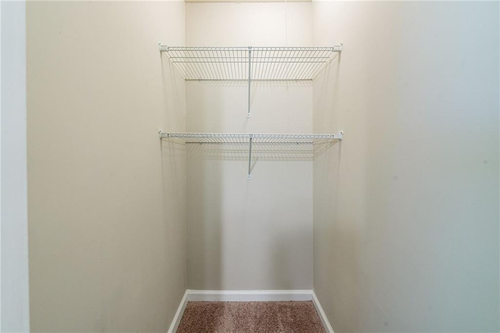 3904 West Hilda Circle Decatur, GA 30035 - Photo 12 of 32