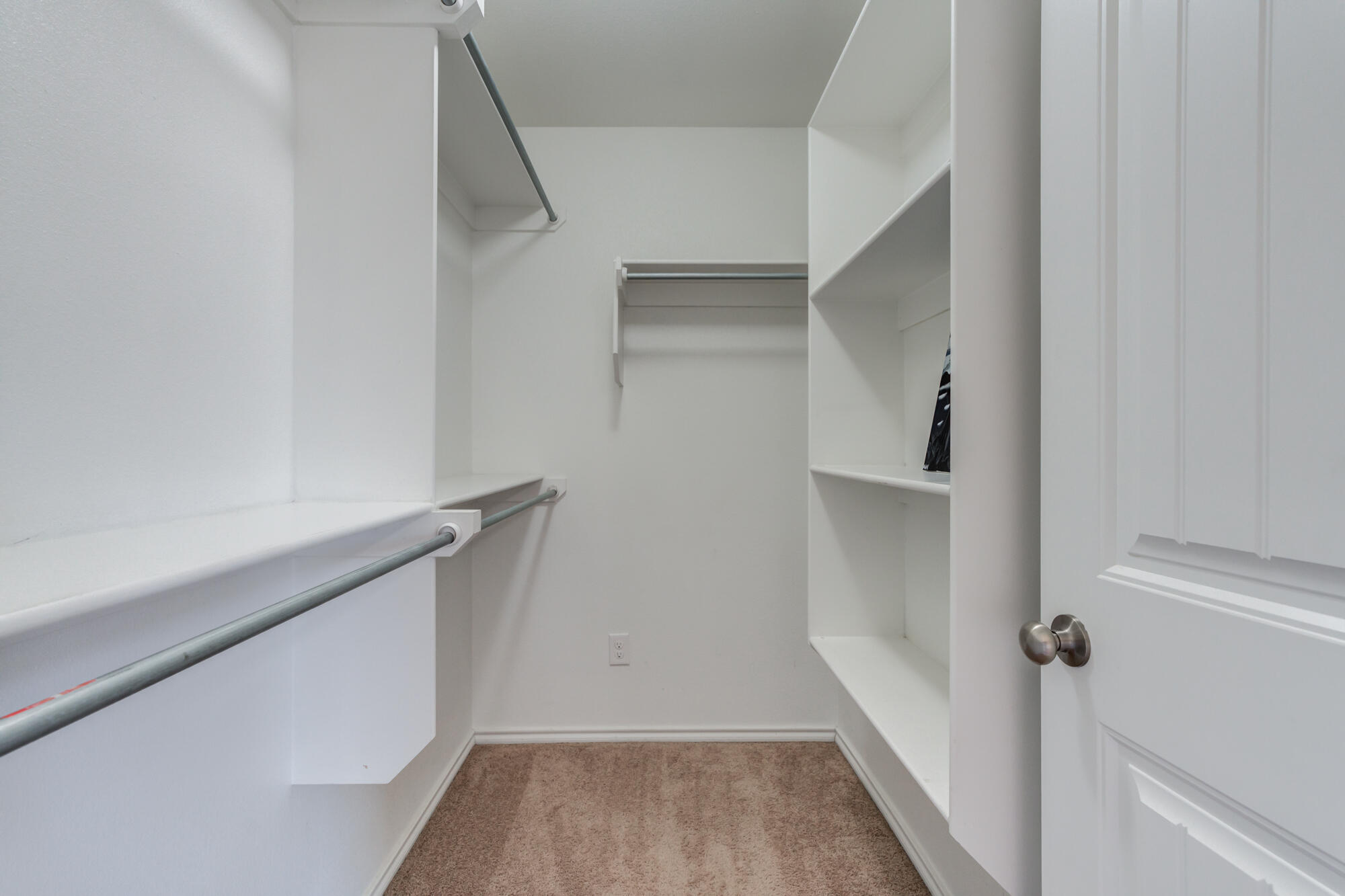 7012 34th Place Lubbock, TX 79407 - Photo 25 of 36 7012-34th-Pl_Lubbock-TX_25_Primary-Close