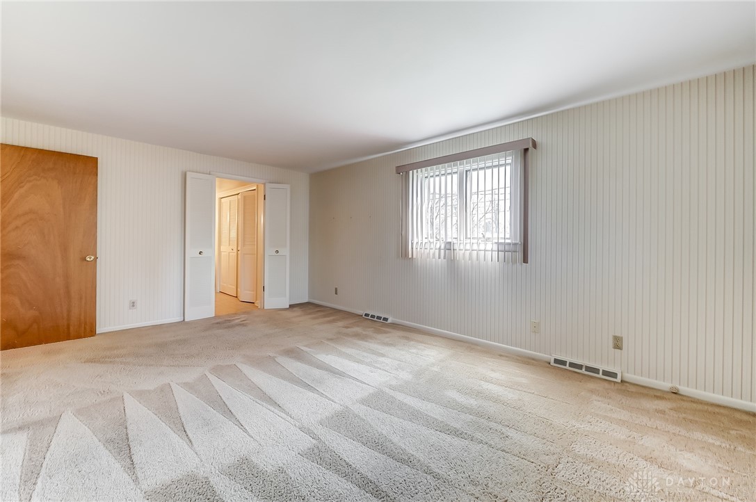 2210 Springmill Road Dayton, OH 45440 - Photo 29 of 55 Gallery Image 29