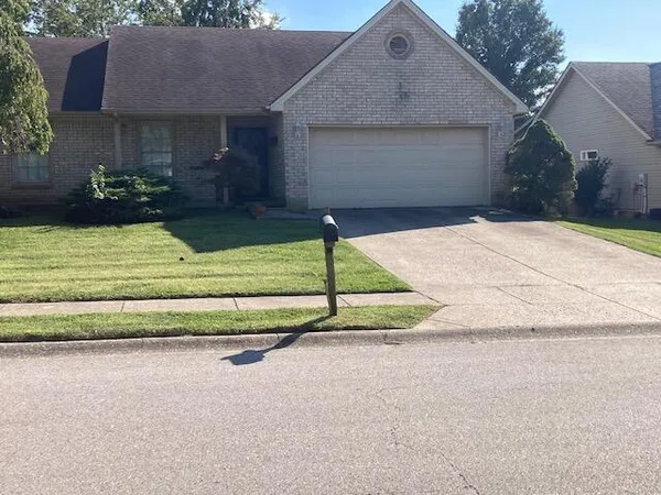 $313,300 | 133 Hawthorne Drive, Georgetown, KY 40324