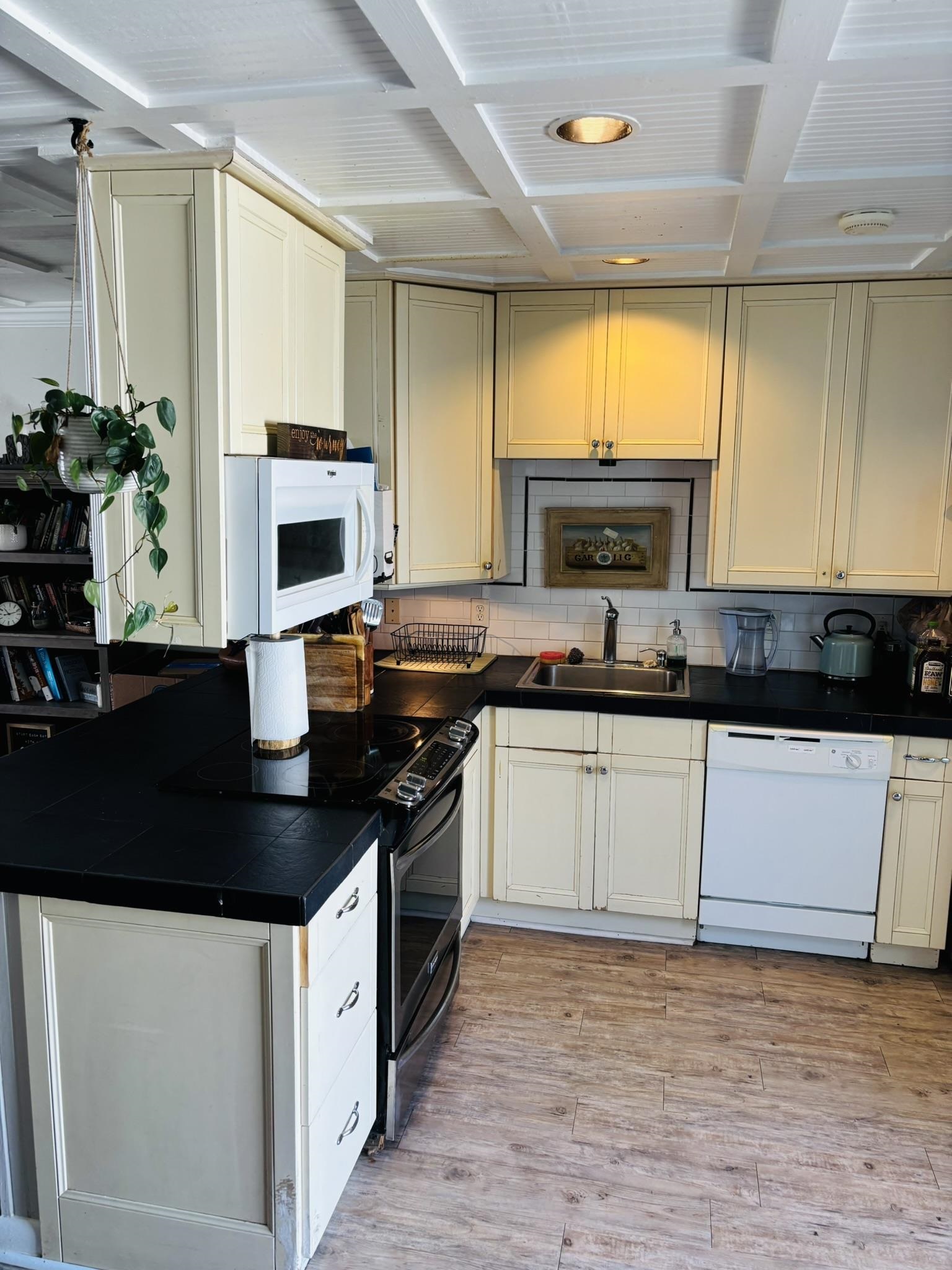 301 South Lipona Road, Unit 22 Tallahassee, FL 32304 - Photo 18 of 22