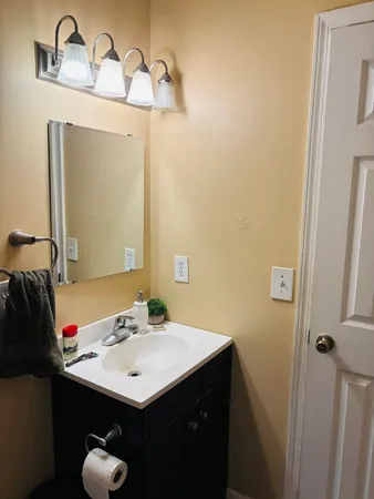 $1,195 | 301 South Lipona Road, Unit 22, Tallahassee, FL 32304