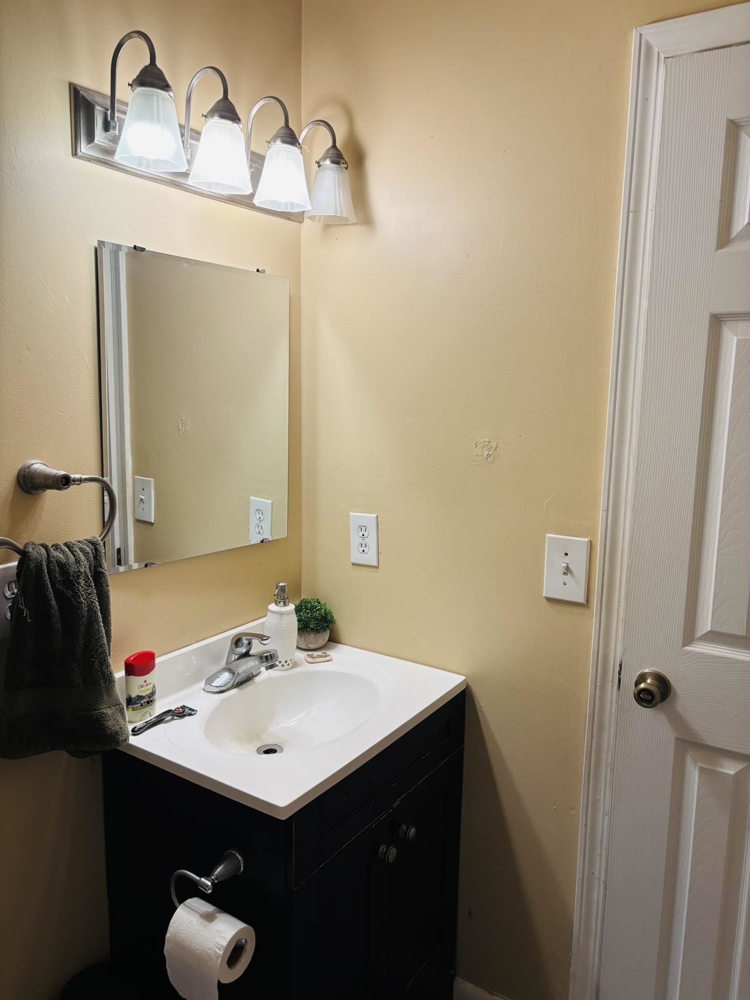 301 South Lipona Road, Unit 22 Tallahassee, FL 32304 - Photo 3 of 22