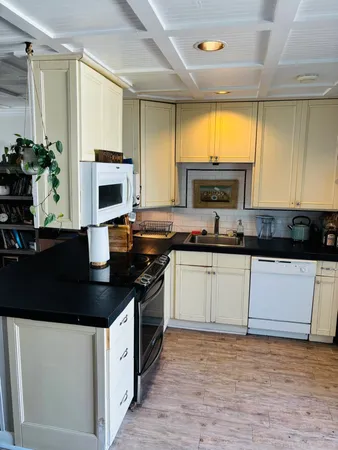 $1,175 | 301 South Lipona Road, Unit 22, Tallahassee, FL 32304