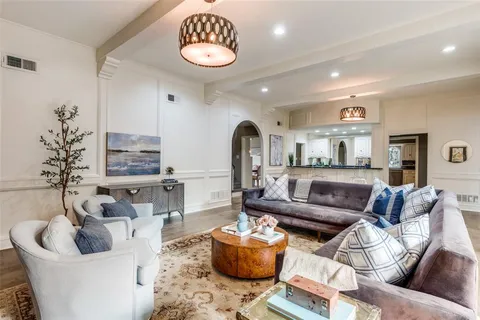 $1,795,000 | 7212 Stefani Drive, Dallas, TX 75225