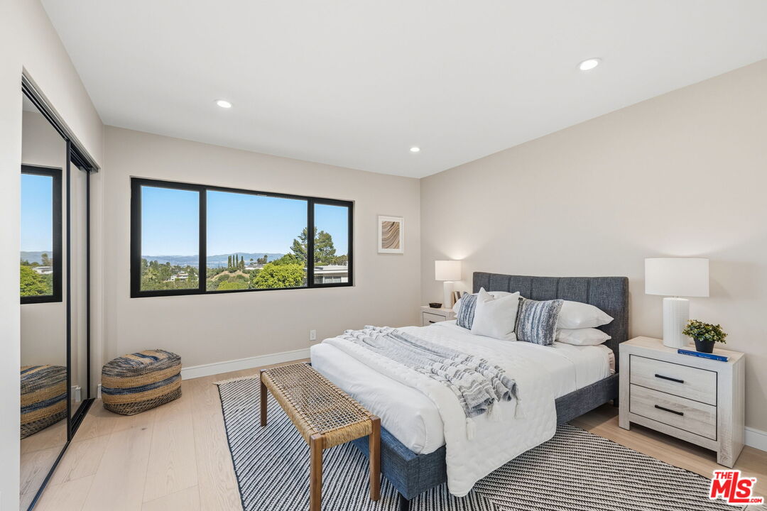 3465 Valley Meadow Road Sherman Oaks, CA 91403 - Photo 26 of 71