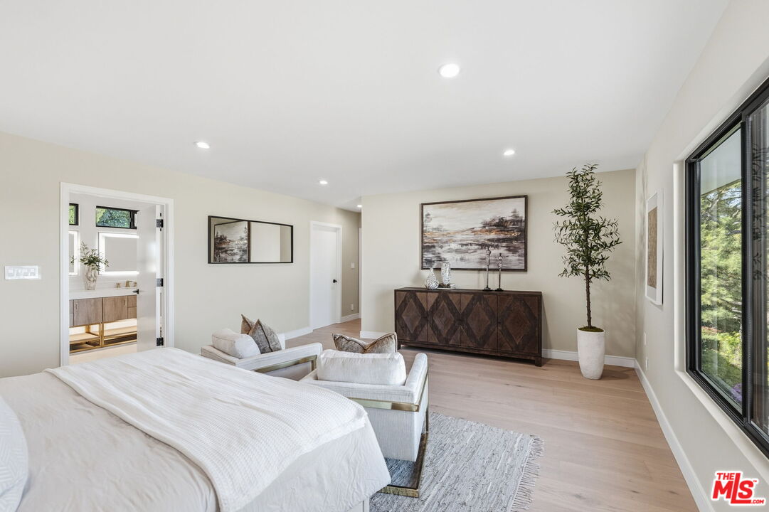 3465 Valley Meadow Road Sherman Oaks, CA 91403 - Photo 35 of 71