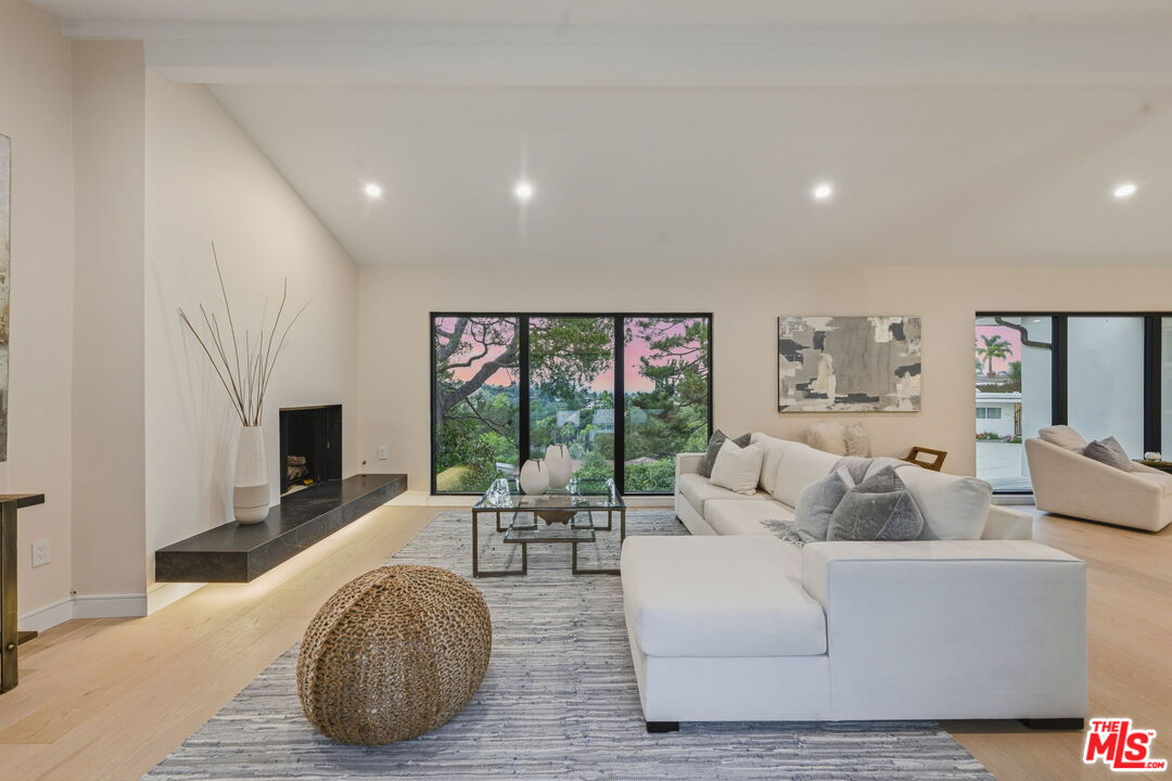 3465 Valley Meadow Road Sherman Oaks, CA 91403 - Photo 54 of 71