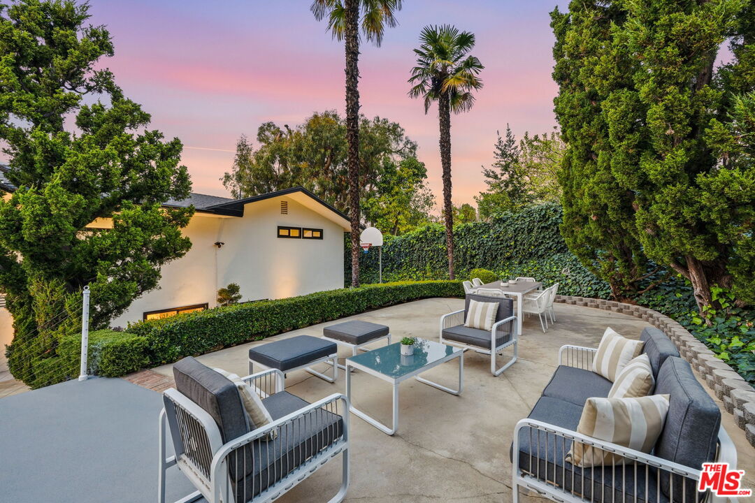 3465 Valley Meadow Road Sherman Oaks, CA 91403 - Photo 65 of 71