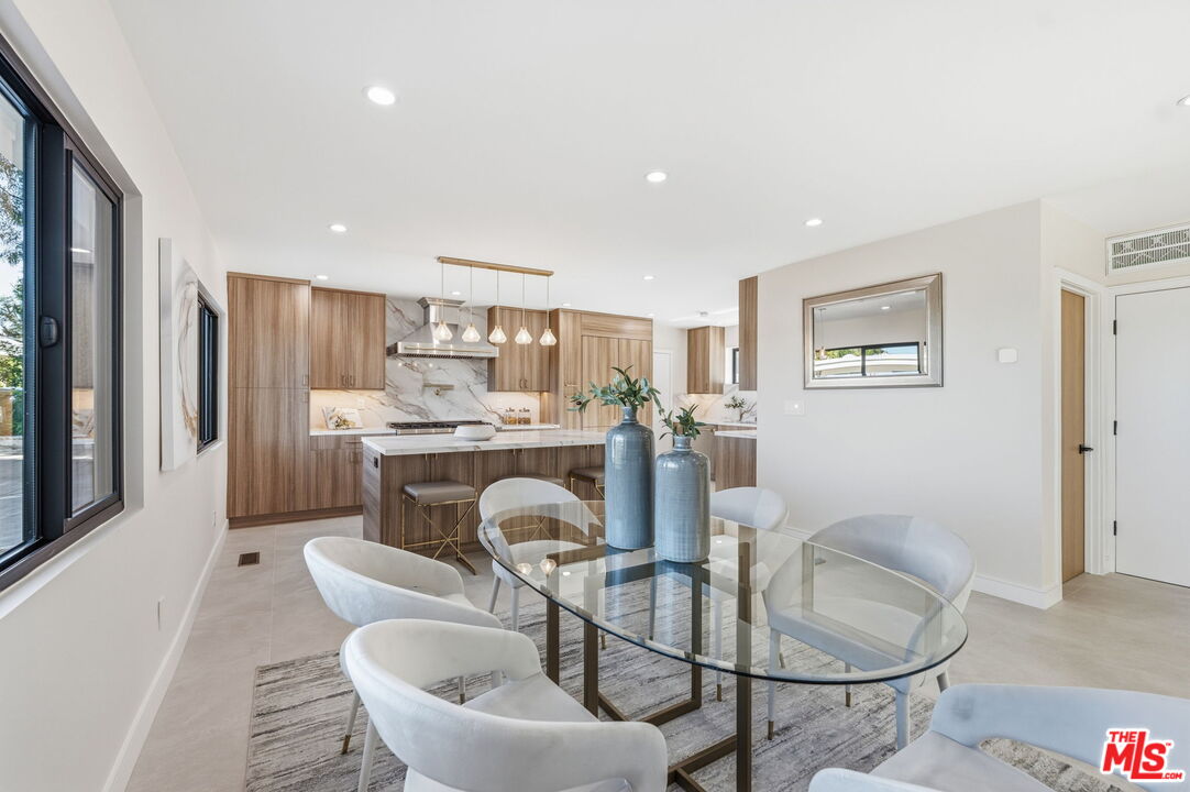 3465 Valley Meadow Road Sherman Oaks, CA 91403 - Photo 10 of 71