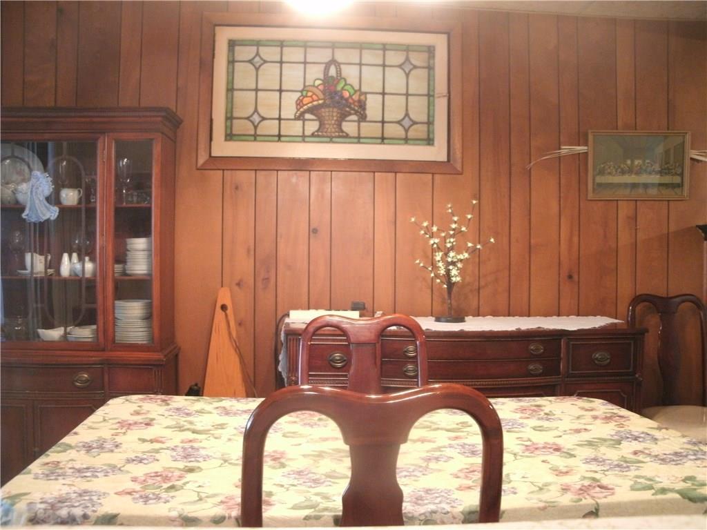 117 East Garden Road Pittsburgh, PA 15227 - Photo 3 of 18 Dining Room