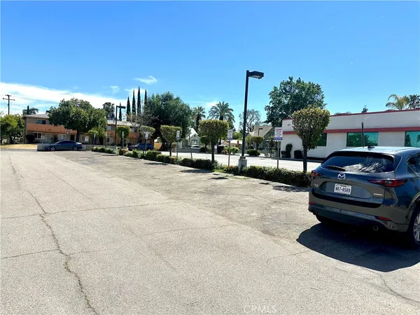 $1,700,000 | 815 South Main Street, Corona, CA 92882