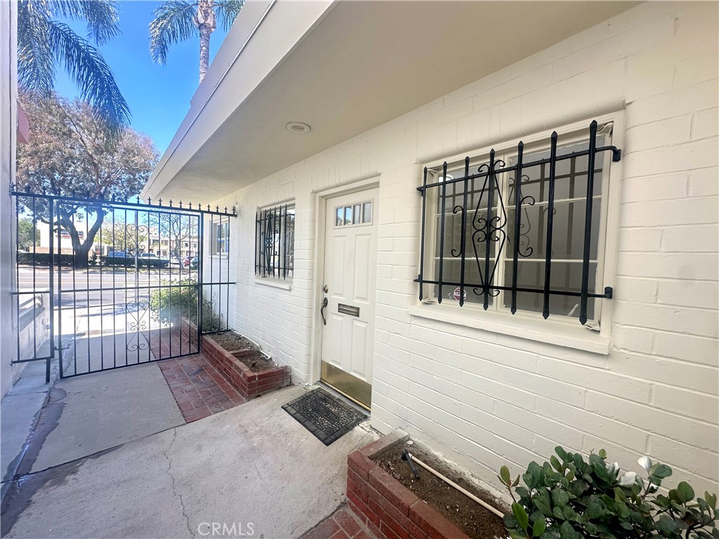 815 South Main Street Corona, CA 92882 - Photo 4 of 24
